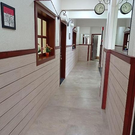 Stay Nc Homestay Nashik Bagian luar foto