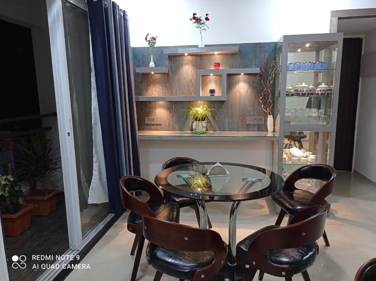 Stay Nc Homestay Nashik Bagian luar foto