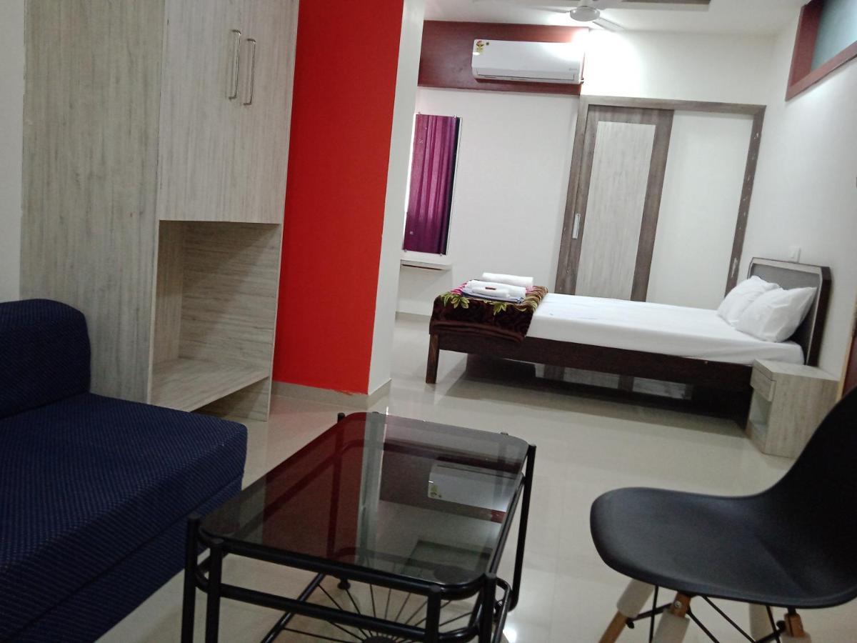 Stay Nc Homestay Nashik Bagian luar foto