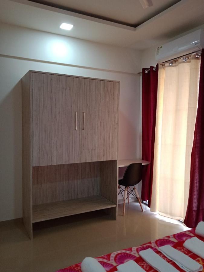 Stay Nc Homestay Nashik Bagian luar foto
