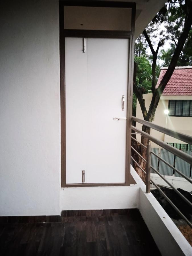 Stay Nc Homestay Nashik Bagian luar foto