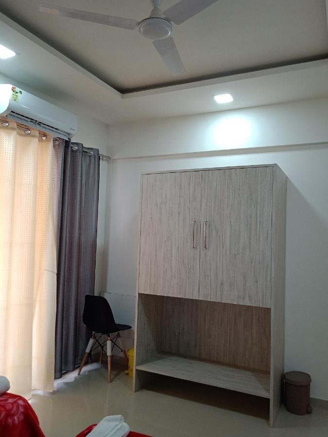 Stay Nc Homestay Nashik Bagian luar foto